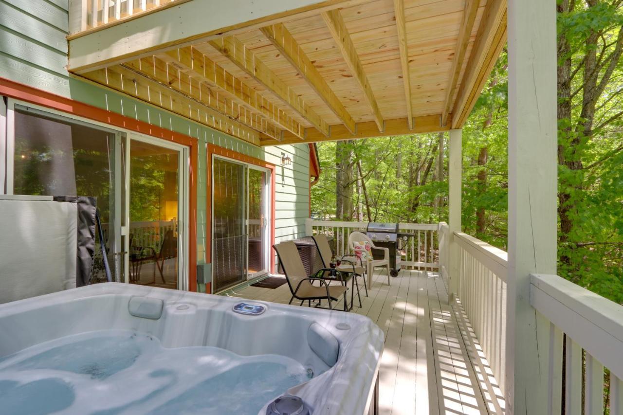 Blue Ridge Getaway With Hot Tub And Seasonal View! Villa Kültér fotó